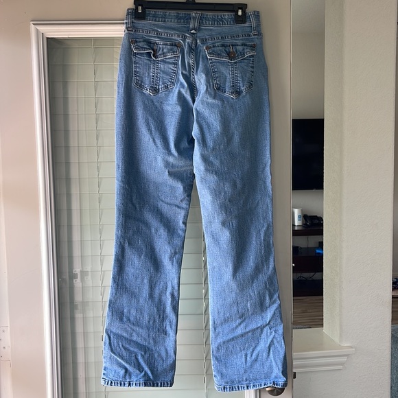 Women’s jeans - Picture 2 of 2